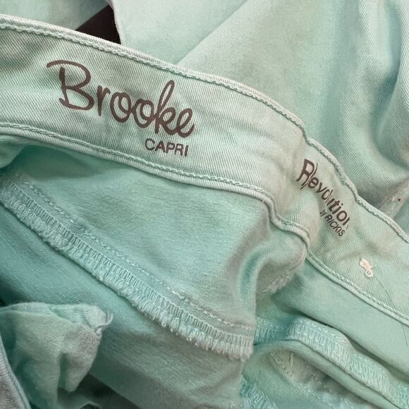 REVOLUTION By RICKIS Patel Blue Cropped Straight Leg Stretch Cropped Pant 28 - Picture 7 of 8